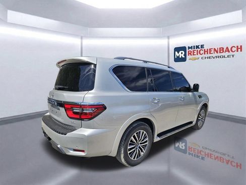 Used 2023 Nissan Armada SL w/ Captain's Chairs Package RWD image 4