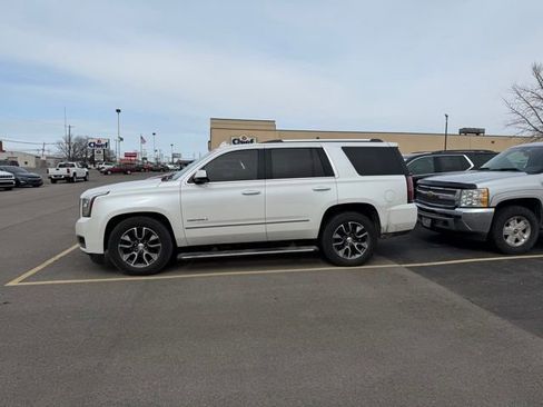 Used 2016 GMC Yukon Denali w/ Open Road Package image 4