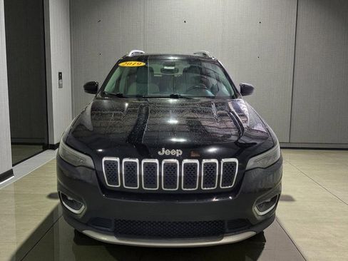 Used 2019 Jeep Cherokee Limited image 16