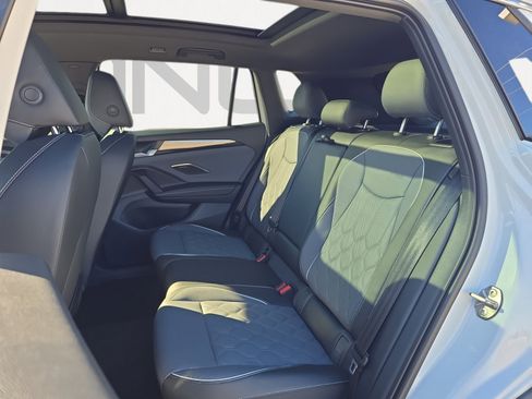 Used 2026 Volkswagen Tiguan SEL R-Line image 20