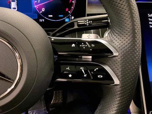 Used 2025 Mercedes-Benz C 300 Sedan image 23