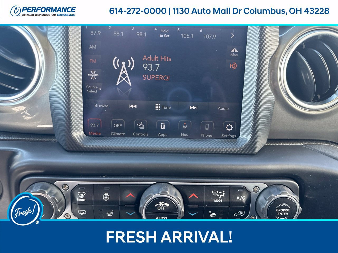 Used 2023 Jeep Wrangler Unlimited Sahara w/ Cold Weather Group AWD/4WD image 20