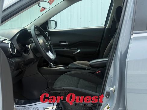 Used 2021 Nissan Kicks SV FWD image 10