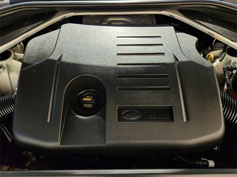 Used 2023 Land Rover Range Rover SE image 30