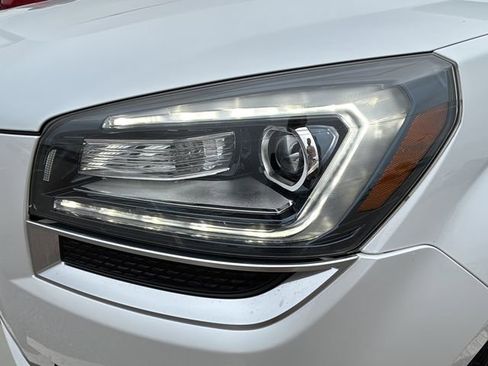 Used 2017 GMC Acadia Limited SLT FWD image 26