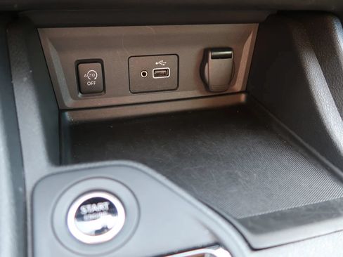 Used 2025 Nissan Sentra S FWD image 31