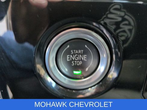 Certified 2024 Chevrolet Silverado 1500 LT AWD/4WD image 17