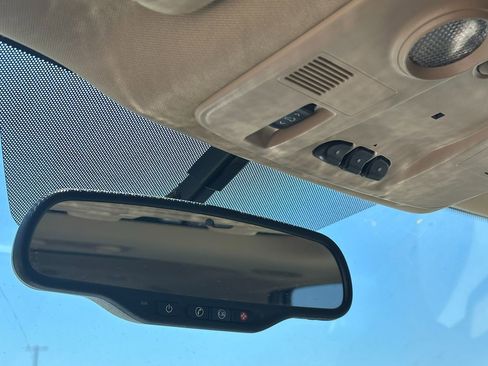 Used 2011 GMC Acadia SLT image 27