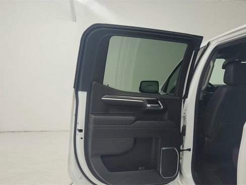 Certified 2023 Chevrolet Silverado 1500 LTZ image 24