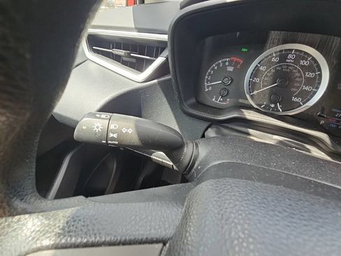 Used 2020 Toyota Corolla LE w/ LE Premium Package FWD image 34