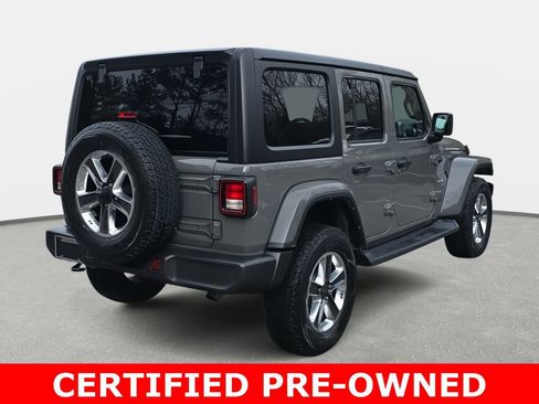 Used 2022 Jeep Wrangler Unlimited Sahara w/ Cold Weather Group AWD/4WD image 5