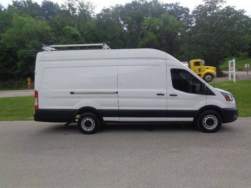 Used 2024 Ford Transit 250 148 High Roof Extended RWD image 8