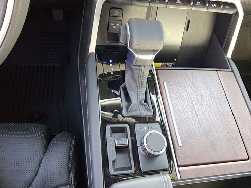 New 2025 Toyota Tundra Capstone AWD/4WD image 17