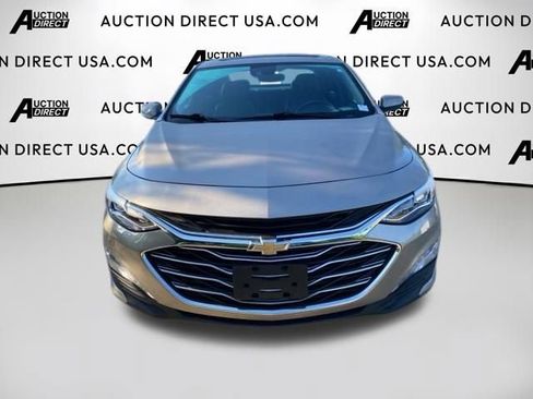 Used 2024 Chevrolet Malibu LT FWD image 2