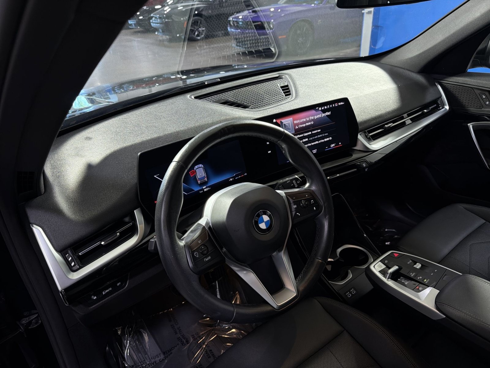 Used 2023 BMW X1 xDrive28i AWD/4WD image 17