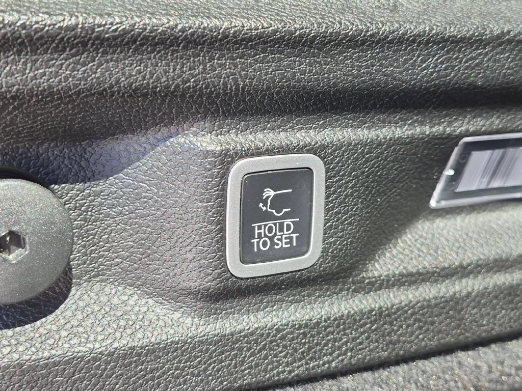 Used 2021 Jeep Grand Cherokee L Overland w/ Quick Order Package 25N AWD/4WD image 9