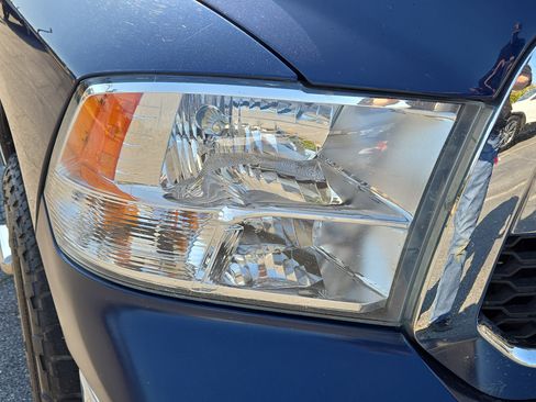 Used 2019 RAM 1500 Big Horn image 5