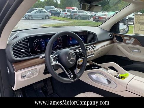 Certified 2026 Mercedes-Benz GLE 450e 4MATIC image 9