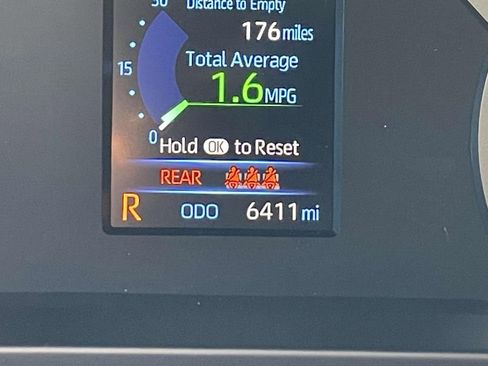 Used 2025 Toyota Tundra SR5 w/ SR5 Convenience Package image 27