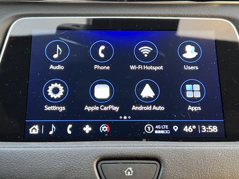 Used 2023 Cadillac XT4 Sport image 14