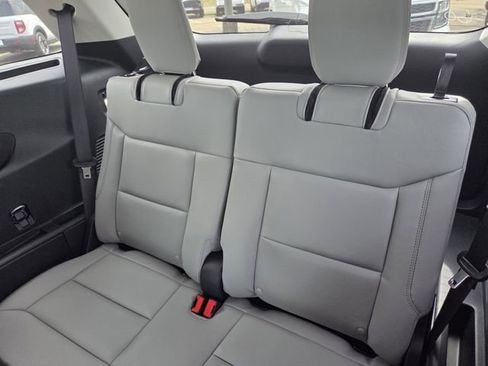New 2026 Ford Explorer Active RWD image 15