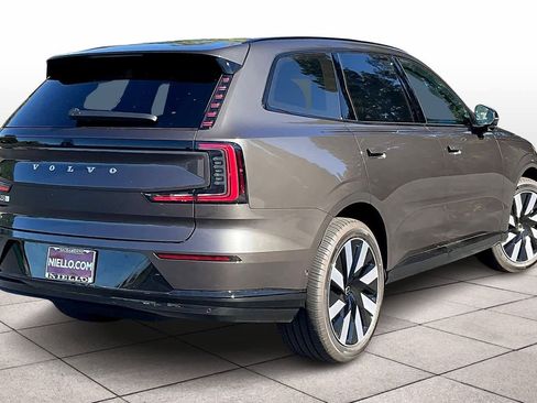 New 2025 Volvo EX90 Ultra w/ Protection Package Premier image 4