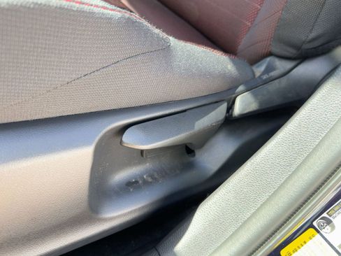 Used 2024 Toyota Corolla SE image 13