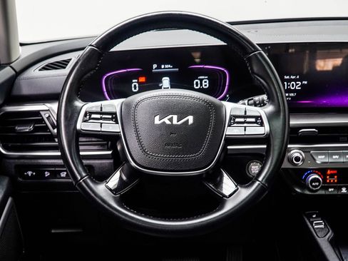 Used 2025 Kia Telluride S AWD/4WD image 14
