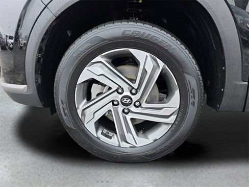 Used 2023 Hyundai Santa Fe SE image 11