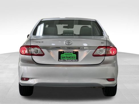 Used 2013 Toyota Corolla LE image 4