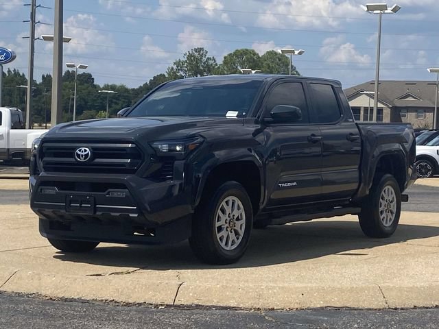 Used 2025 Toyota Tacoma SR5 RWD image 6