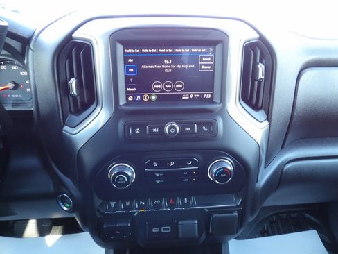 Used 2025 Chevrolet Silverado 3500 W/T w/ WT/CX Safety Package AWD/4WD image 23