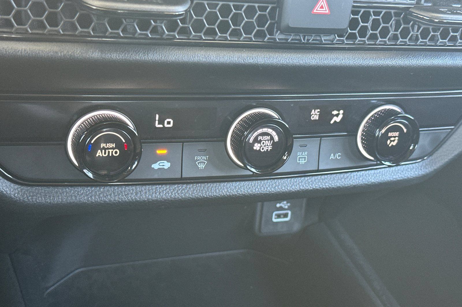 Used 2024 Honda HR-V LX image 19