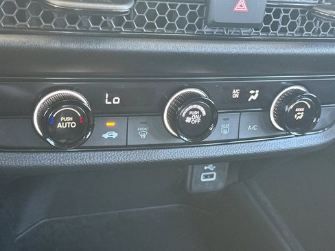 Used 2024 Honda HR-V LX image 19