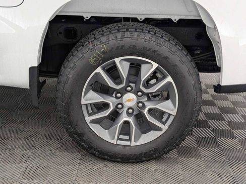 New 2026 Chevrolet Silverado 1500 LT image 17