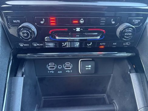 Used 2023 Jeep Grand Cherokee L Limited image 31