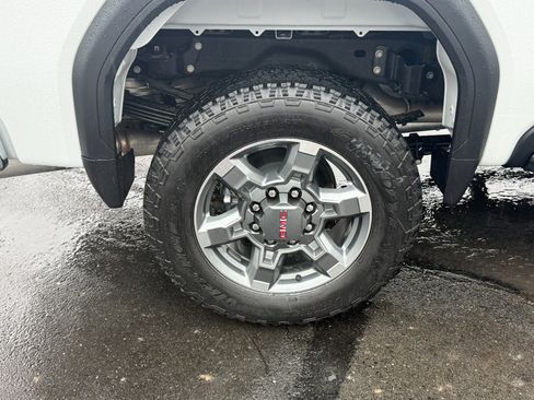 New 2026 GMC Sierra 3500 SLE w/ SLE Value Package image 11