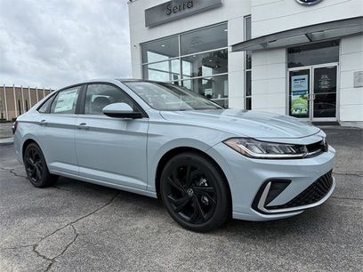 New 2025 Volkswagen Jetta SE