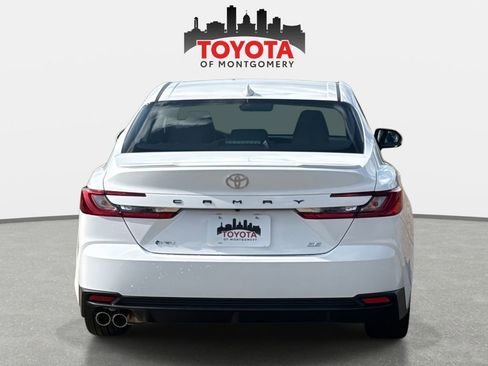 New 2026 Toyota Camry SE image 4