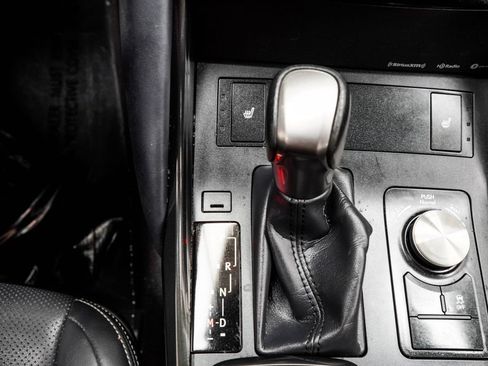 Used 2024 Lexus IS 350 F Sport RWD image 27