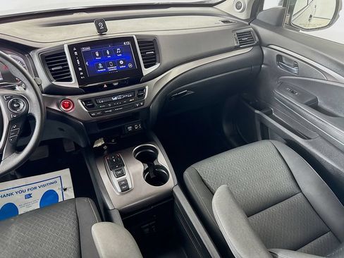 Used 2020 Honda Ridgeline Sport image 25