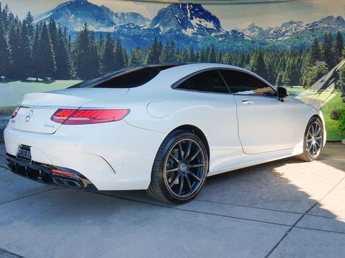 Used 2019 Mercedes-Benz S 560 Sedan image 5