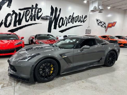 Used 2015 Chevrolet Corvette Z06 w/ 3LZ Preferred Equipment Group RWD image 22