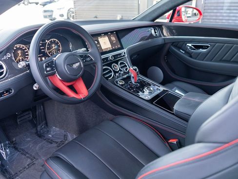 Used 2024 Bentley Continental GT AWD/4WD image 5