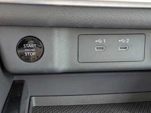 Used 2025 Nissan Rogue SV w/ SV Premium Package FWD image 28