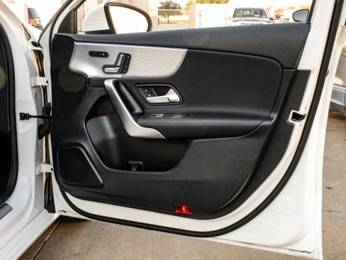 Used 2022 Mercedes-Benz A 220 image 46
