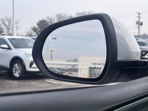 Used 2024 Buick Envista Preferred w/ Convenience I Package image 29