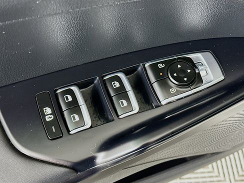 Used 2025 Kia K5 LXS image 15