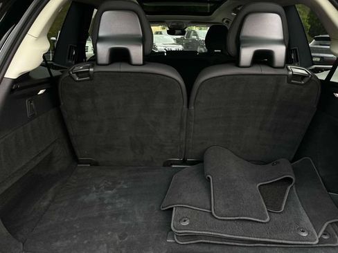 Used 2025 Volvo XC90 B5 Core AWD/4WD image 14