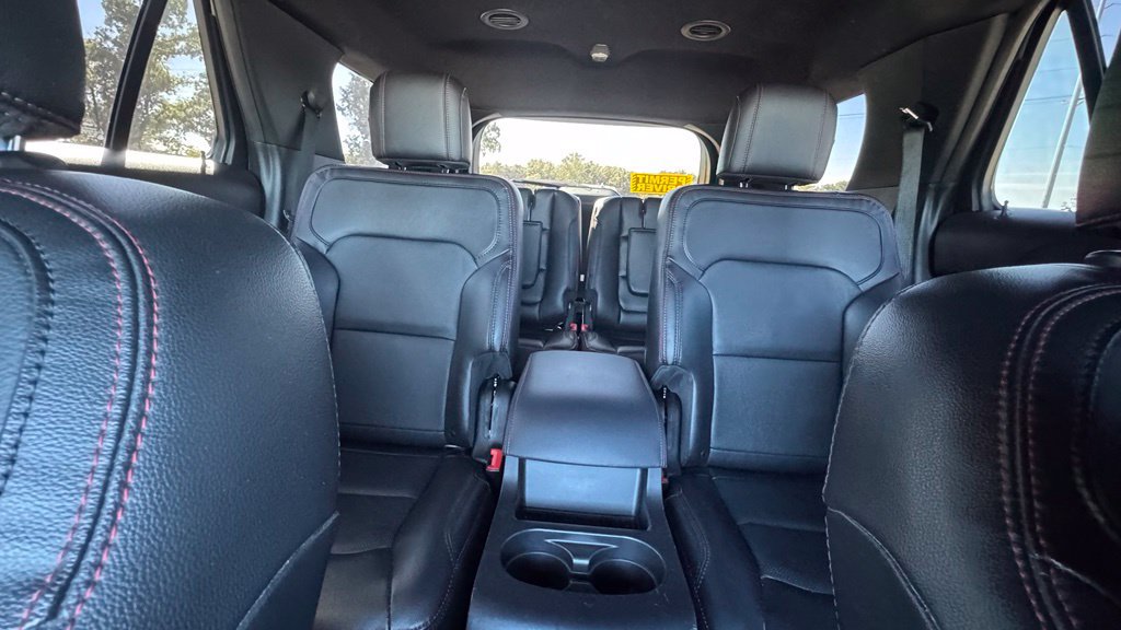 Used 2018 Ford Explorer Sport w/ Ford Safe & Smart Package AWD/4WD image 30